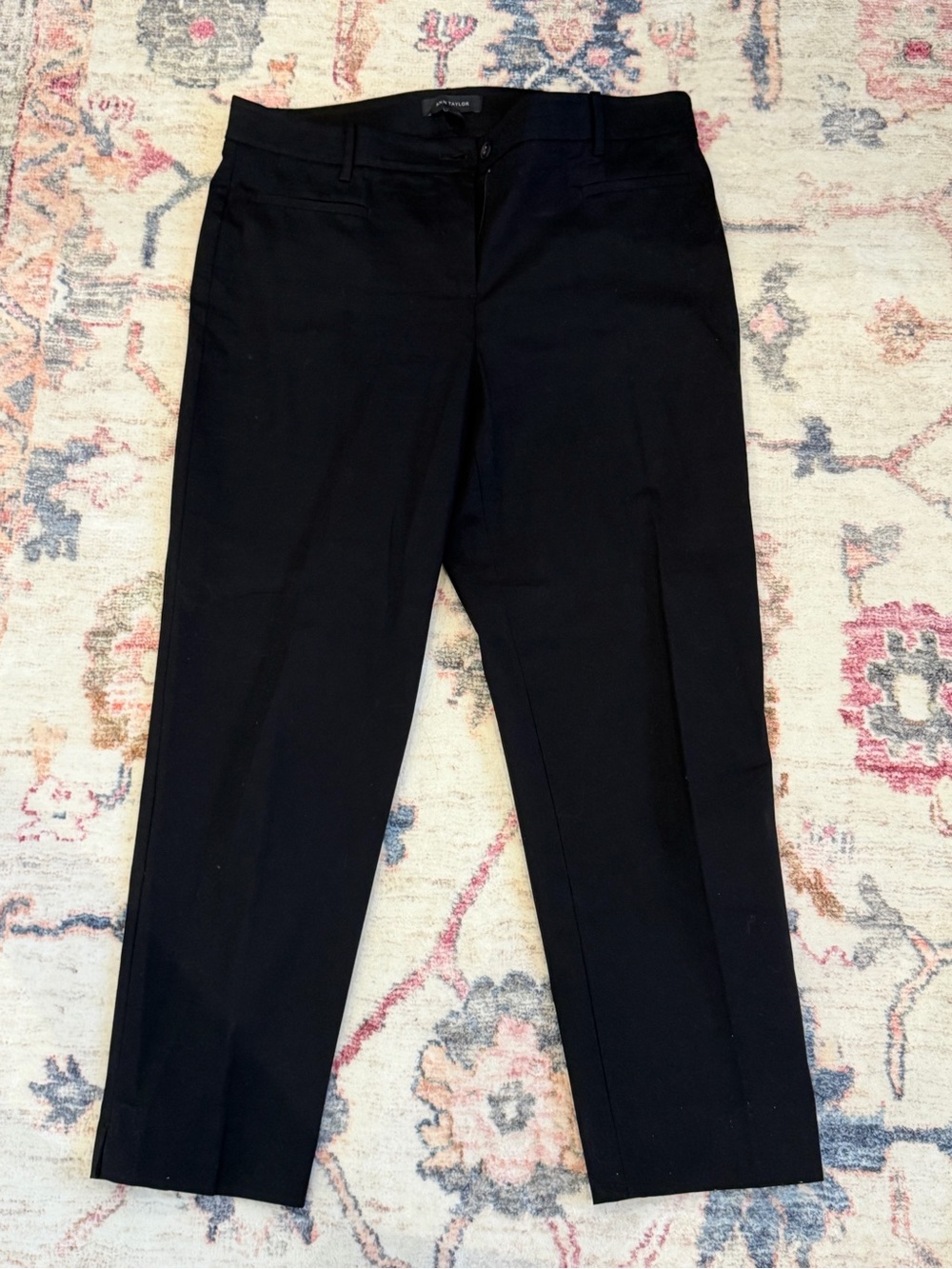 Ann Taylor Women’s Black Dress Pants - Straight Leg